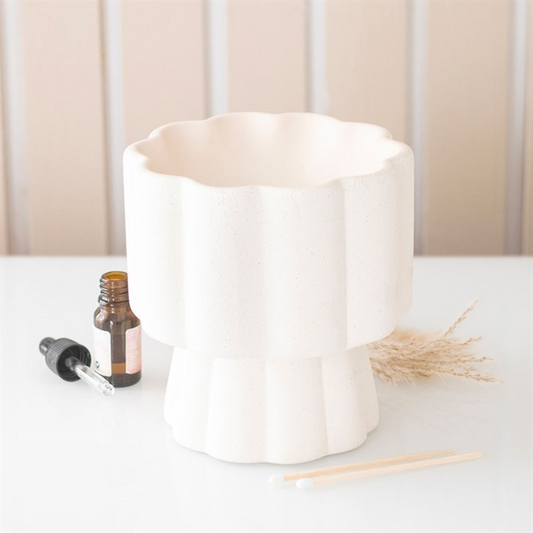 Scalloped Pedestal Oil Burner